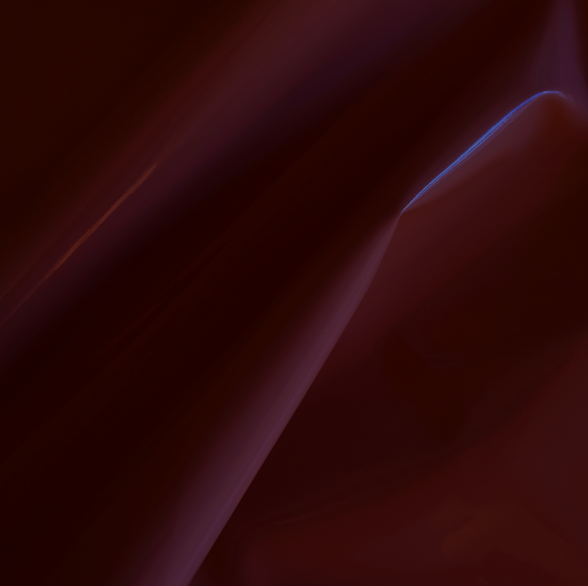 Shiny Laquer Curtain, BURGUNDY RED, 2024 (kopi)