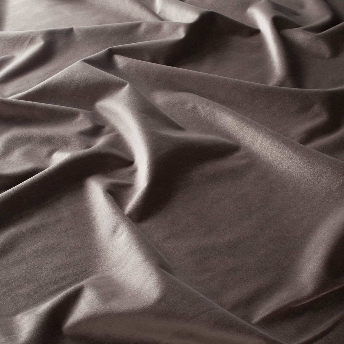 Velvet FR, GREY & BROWN (026), 2024