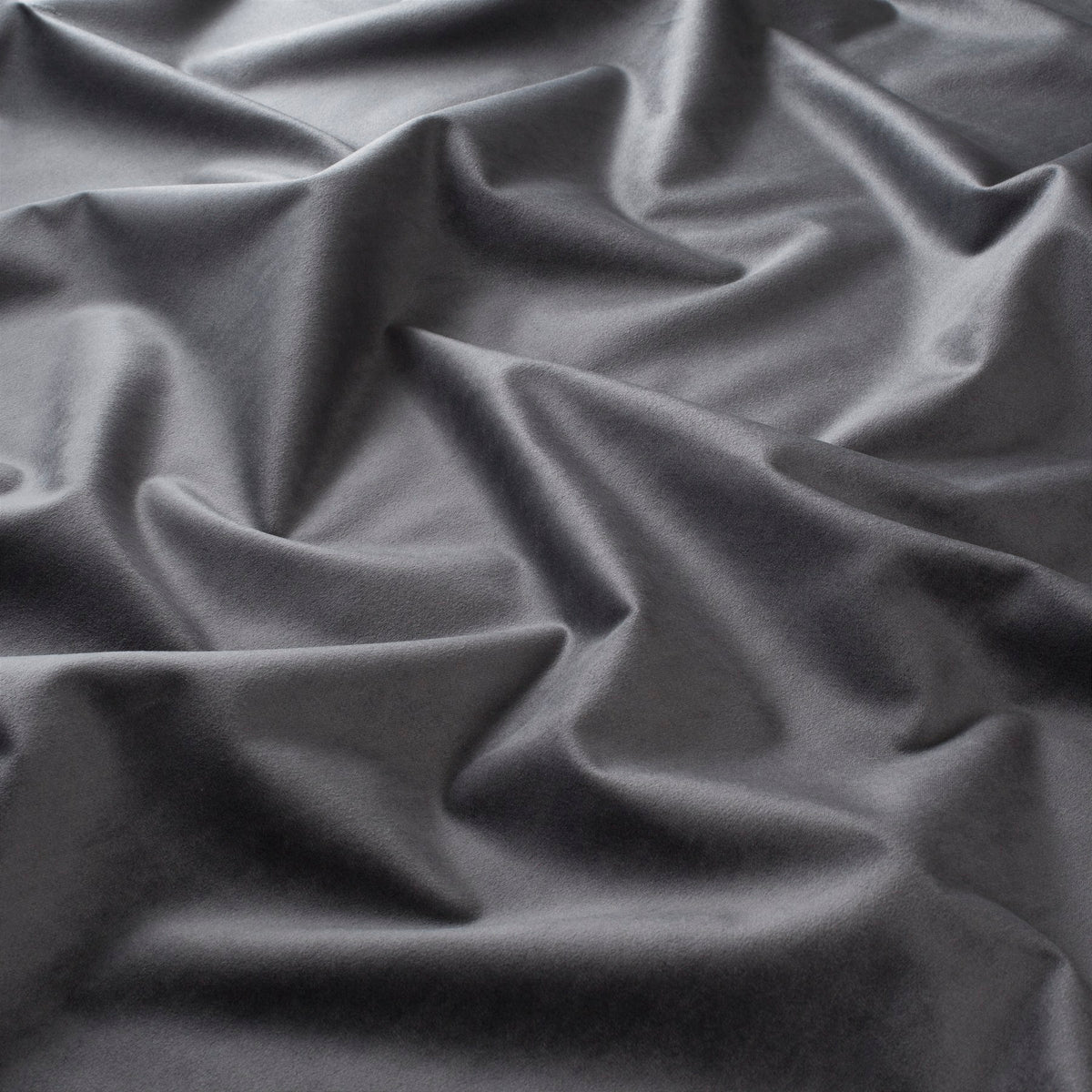 Velvet FR, DARK GREY SKY (095), 2024